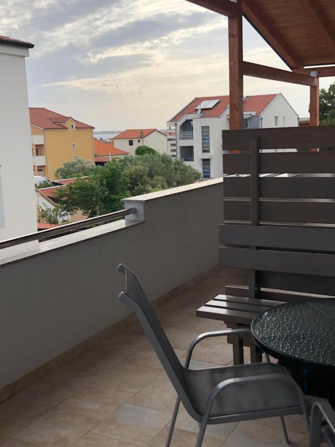 Apartmani Lovrencic Vrsi Bagian luar foto