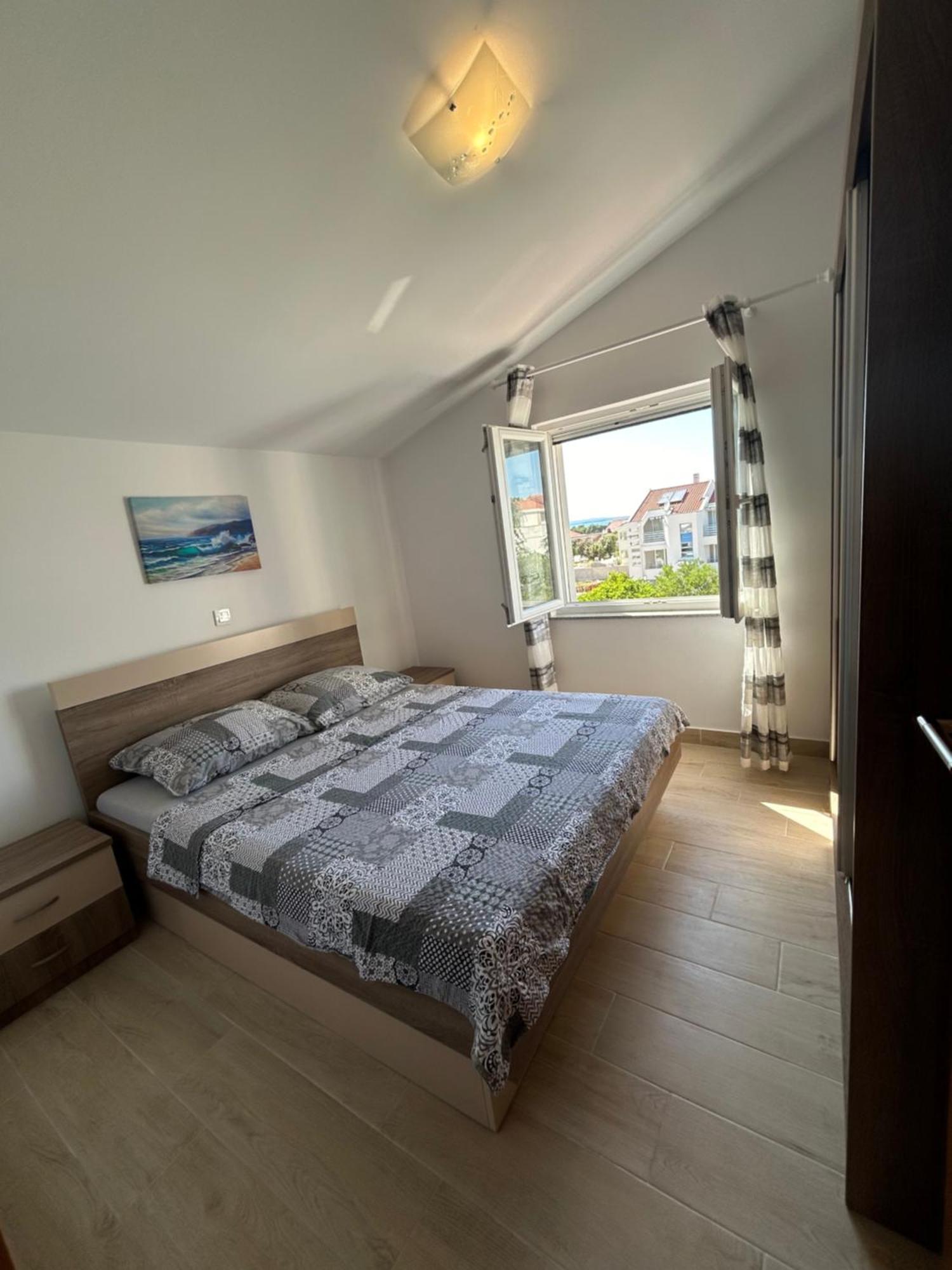 Apartmani Lovrencic Vrsi Bagian luar foto