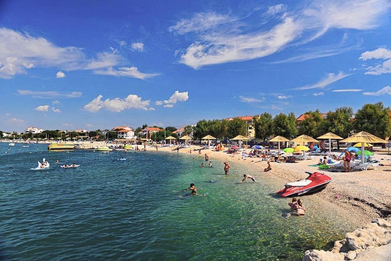 Apartmani Lovrencic Vrsi Bagian luar foto